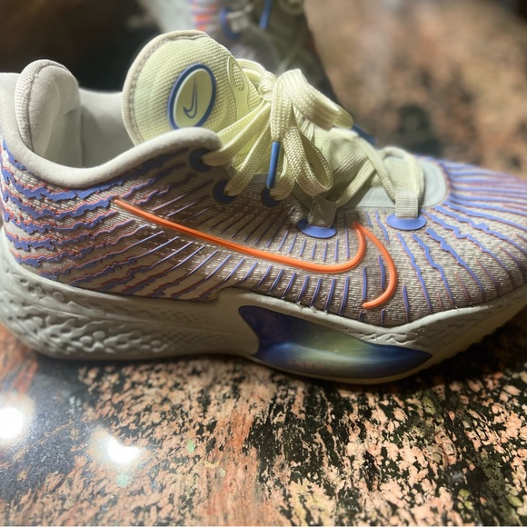 Nike BB’s size 9 Mens. Soft lime green, purple and tangerine. - Picture 6 of 7